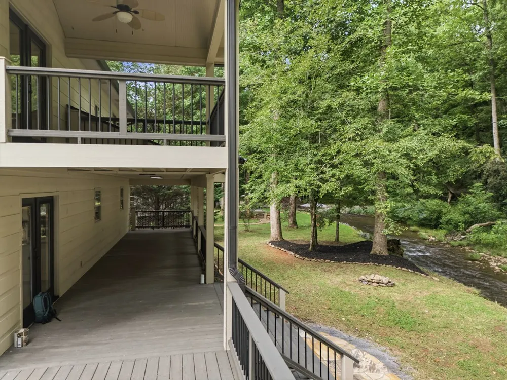 124 W Mountain Meadows Hayesville, NC 28904