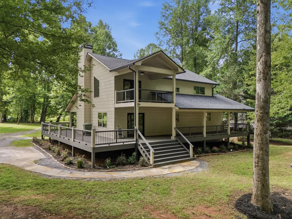 124 W Mountain Meadows Hayesville, NC 28904