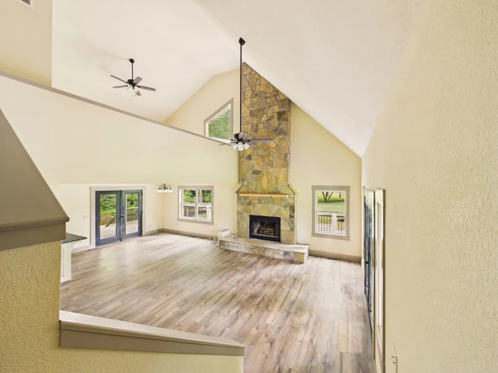 124 W Mountain Meadows Hayesville, NC 28904