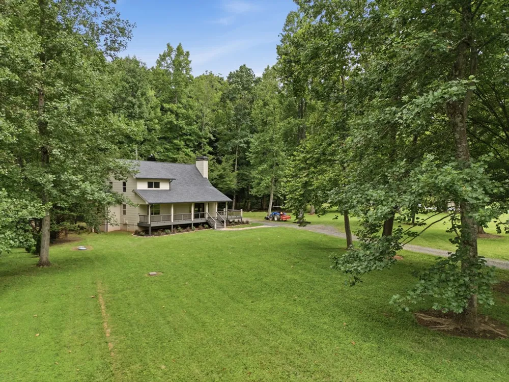 124 W Mountain Meadows Hayesville, NC 28904
