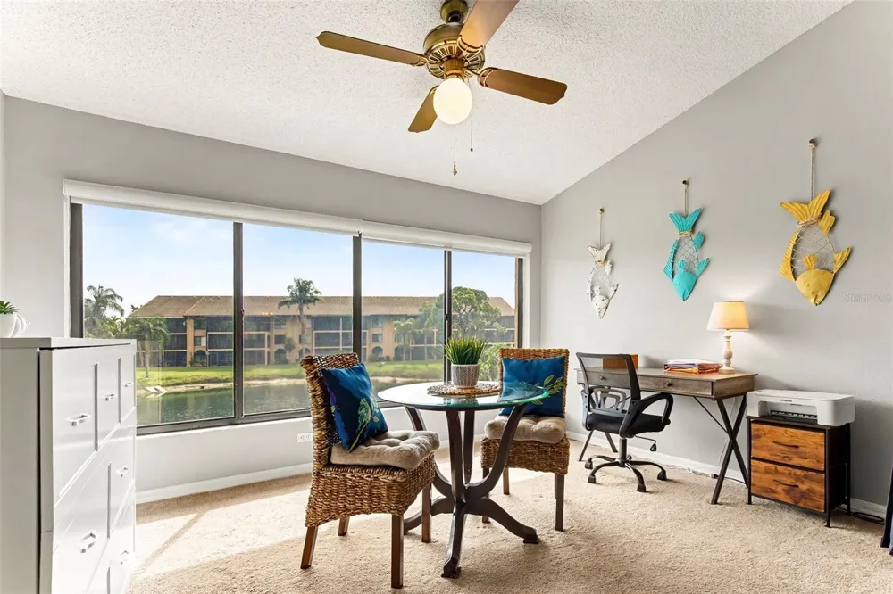 5652 ASHTON LAKE DRIVE #5652 Sarasota, FL 34231