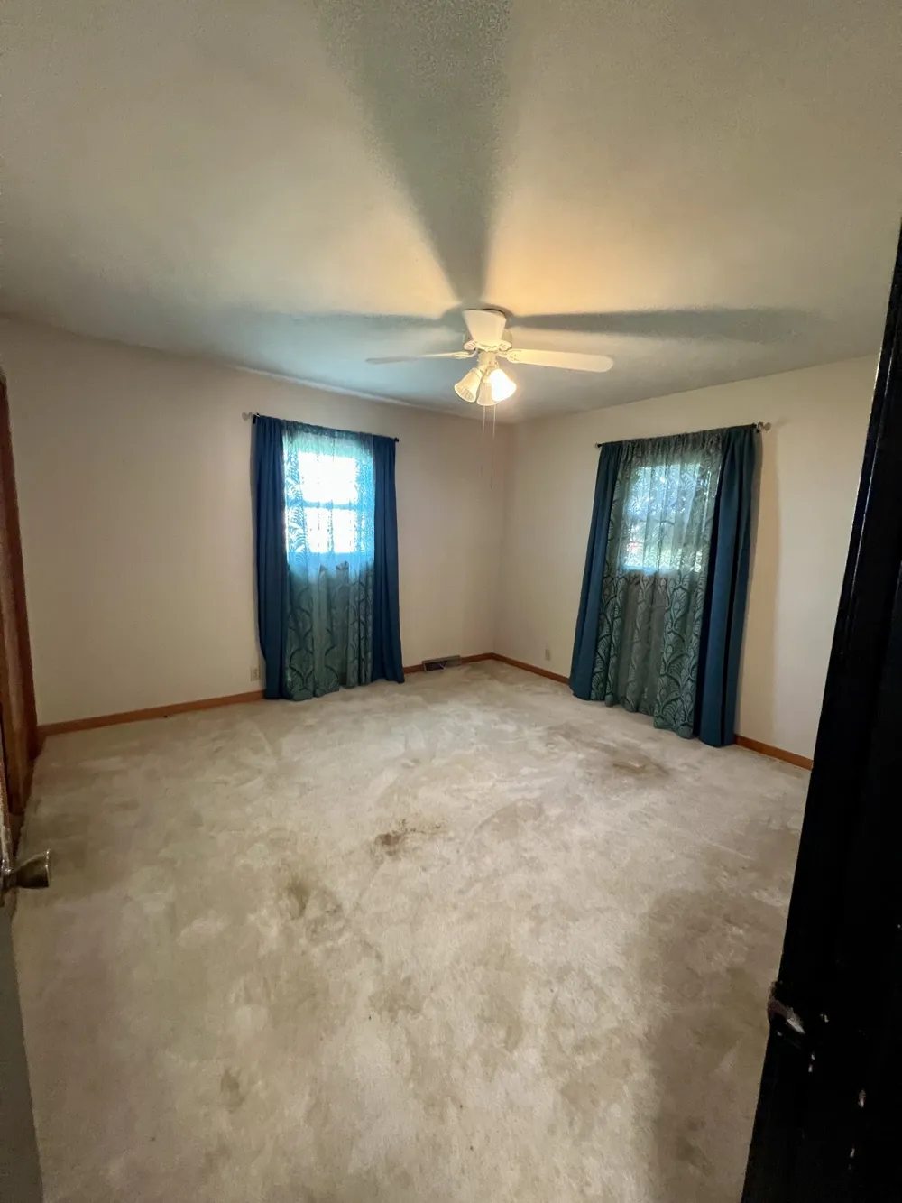 638 N Broadway Portland, TN 37148