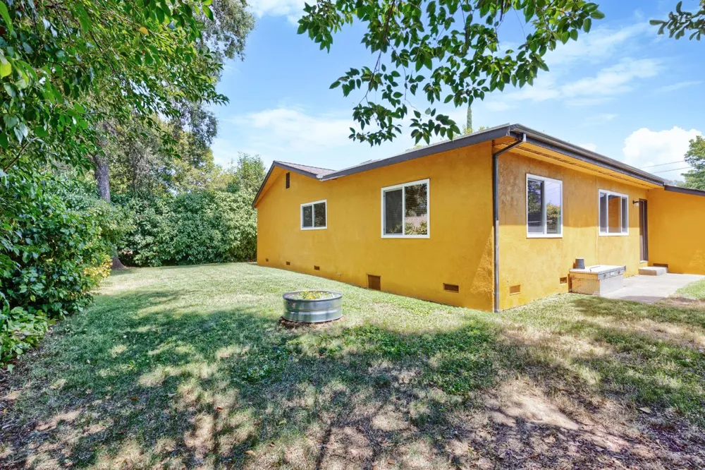 3536 Day Avenue Loomis, CA 95650