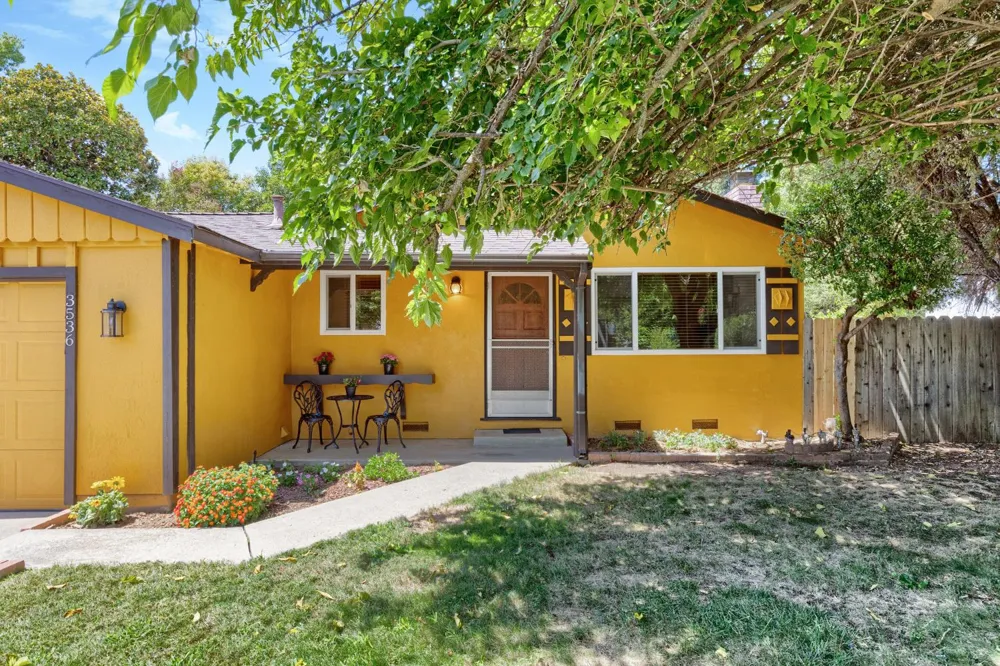 3536 Day Avenue Loomis, CA 95650