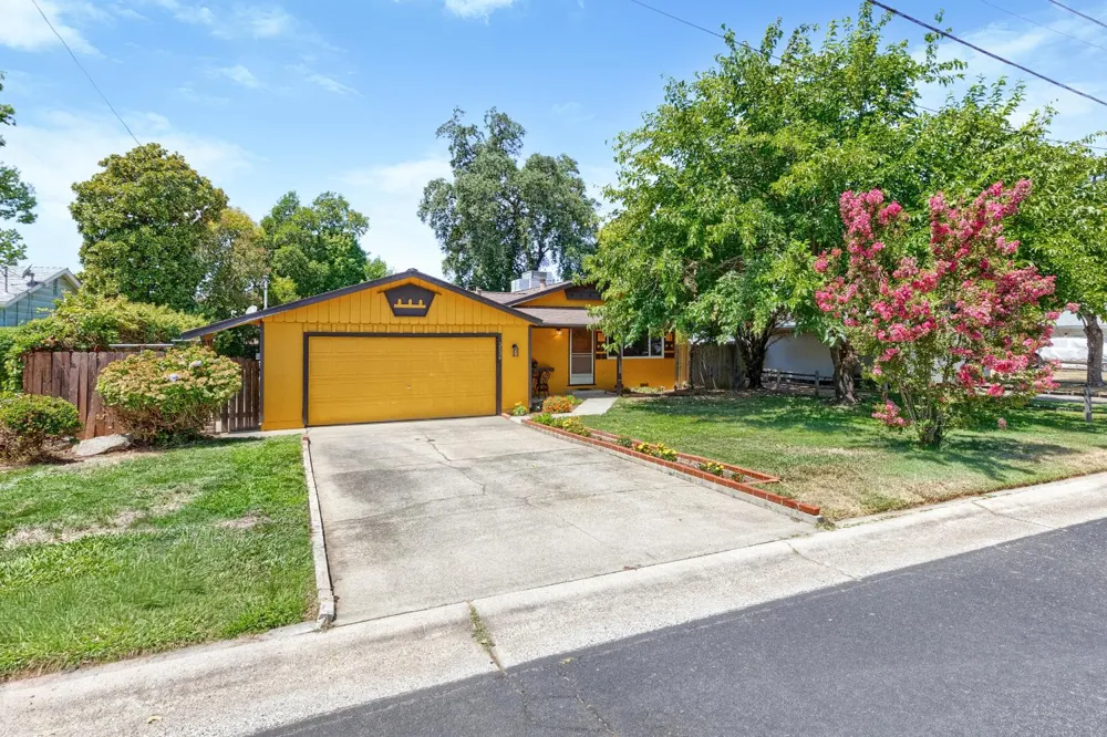 3536 Day Avenue Loomis, CA 95650
