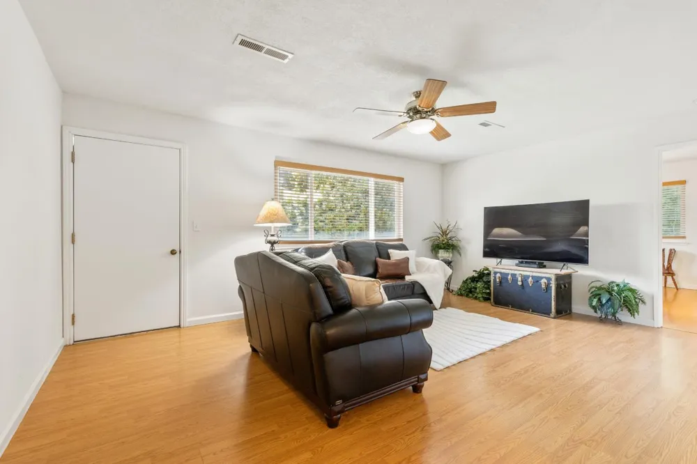 3536 Day Avenue Loomis, CA 95650