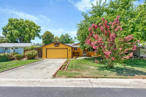 3536 Day Avenue