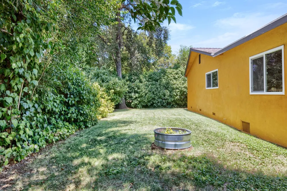 3536 Day Avenue Loomis, CA 95650
