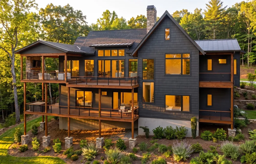743 Hawk Mountain Road Lake Toxaway, NC 28747