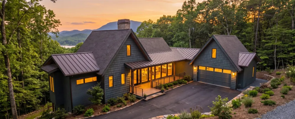 743 Hawk Mountain Road Lake Toxaway, NC 28747