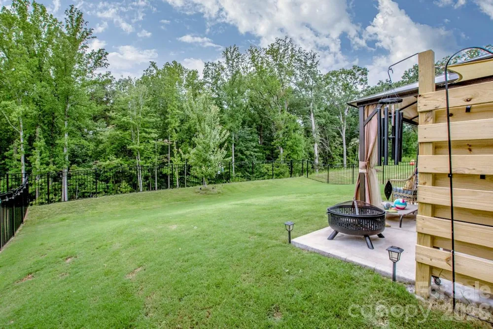 126 North Hill Lane Troutman, NC 28166