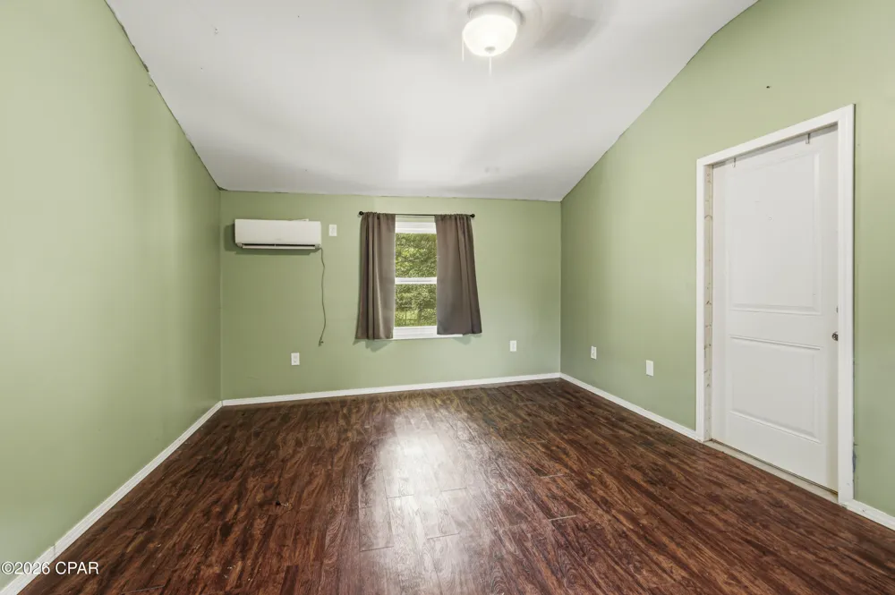 11830 Raccoon Road Panama City, FL 32409