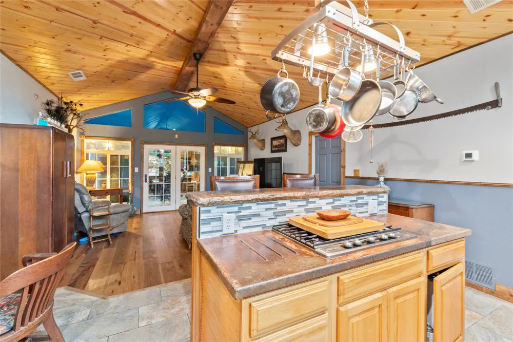 250 Whispering Oaks Trail Payne Springs, TX 75156