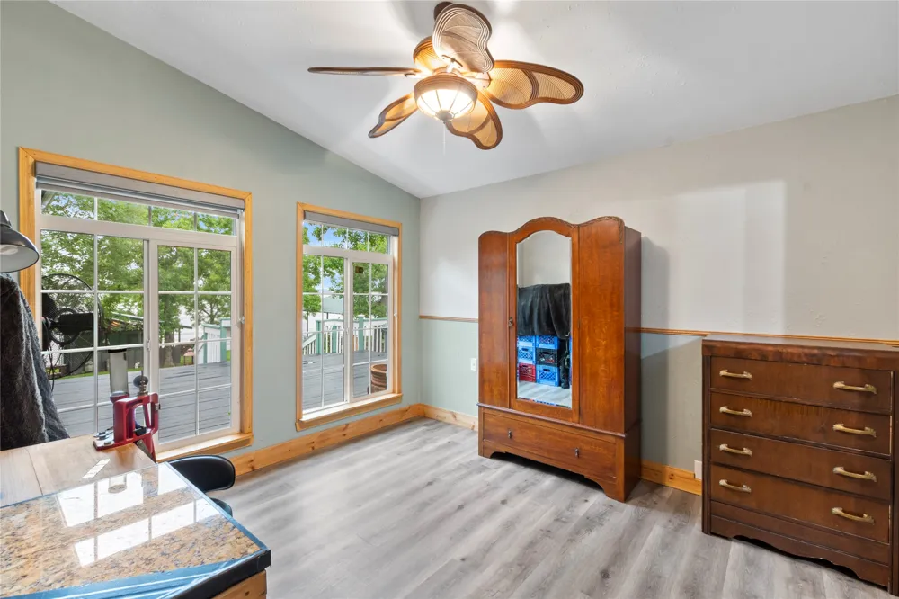 250 Whispering Oaks Trail Payne Springs, TX 75156