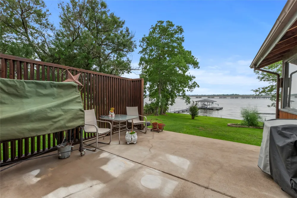250 Whispering Oaks Trail Payne Springs, TX 75156