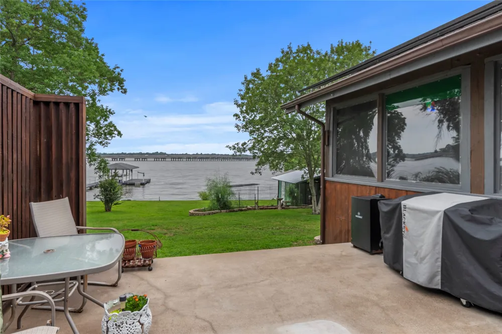 250 Whispering Oaks Trail Payne Springs, TX 75156