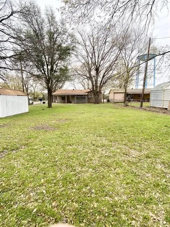 1505 Lynn Street Bonham, TX 75418