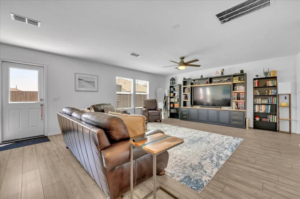 14152 Calderwood Street Pilot Point, TX 76258