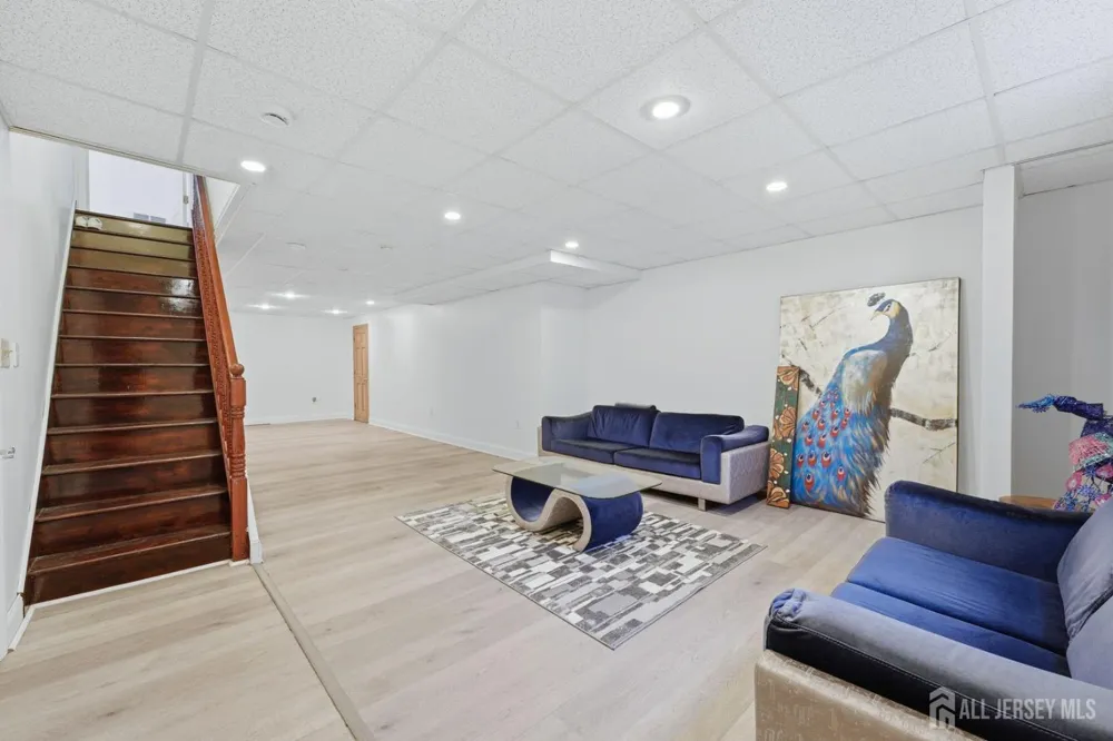 3945 Park Avenue Edison, NJ 08820