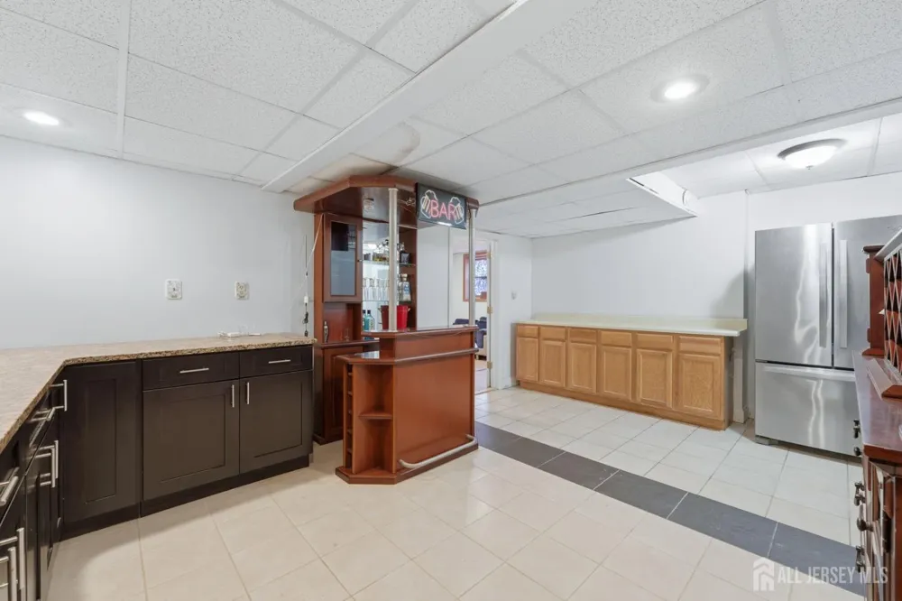 3945 Park Avenue Edison, NJ 08820