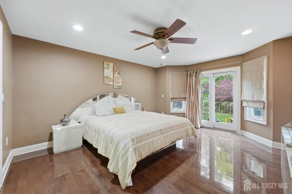 3945 Park Avenue Edison, NJ 08820
