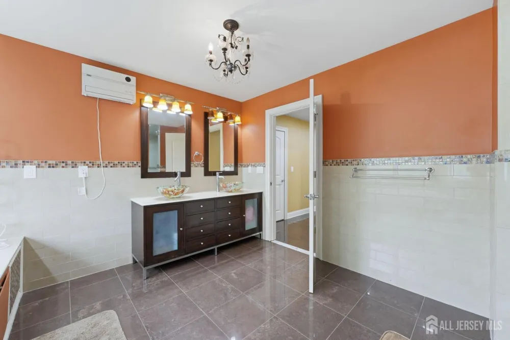 3945 Park Avenue Edison, NJ 08820