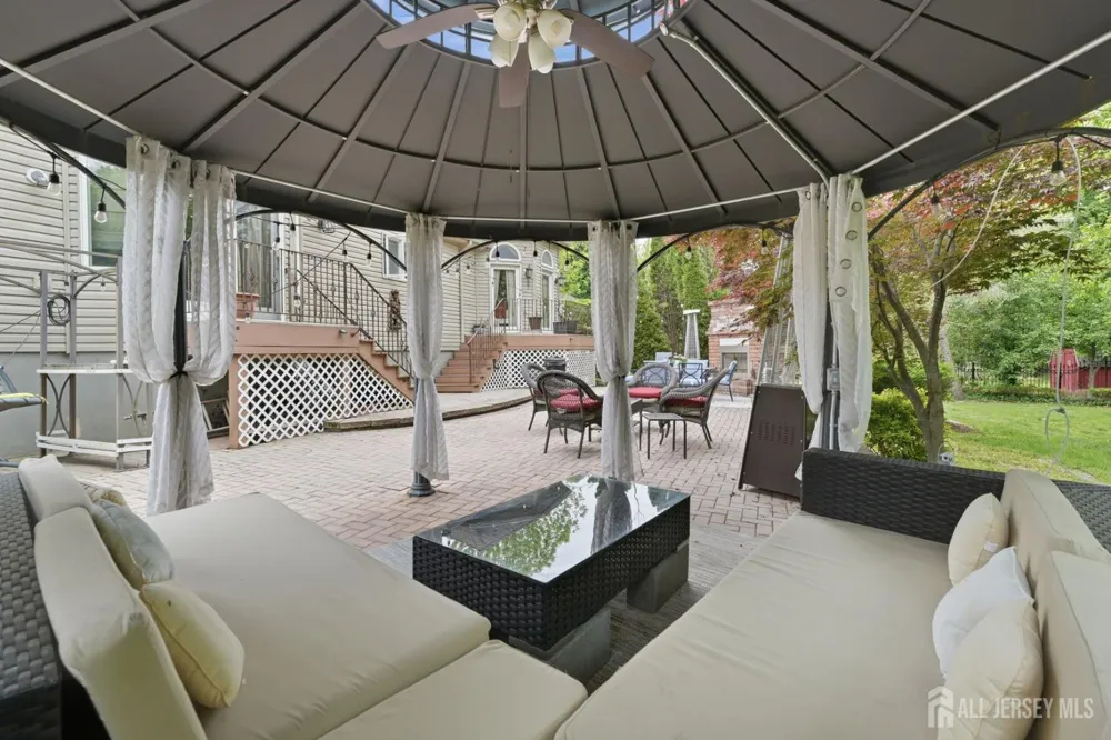 3945 Park Avenue Edison, NJ 08820