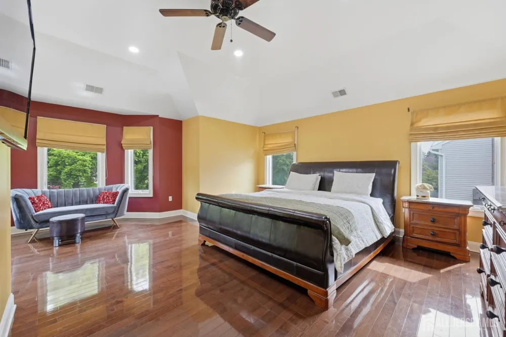 3945 Park Avenue Edison, NJ 08820