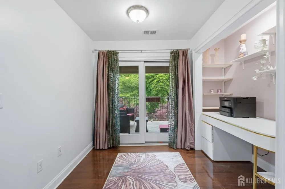 3945 Park Avenue Edison, NJ 08820