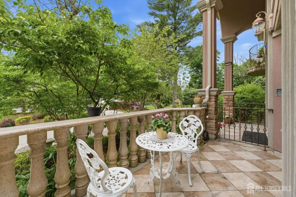 3945 Park Avenue Edison, NJ 08820