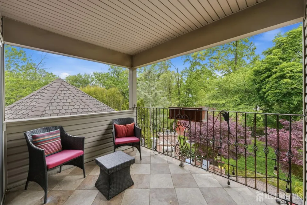 3945 Park Avenue Edison, NJ 08820