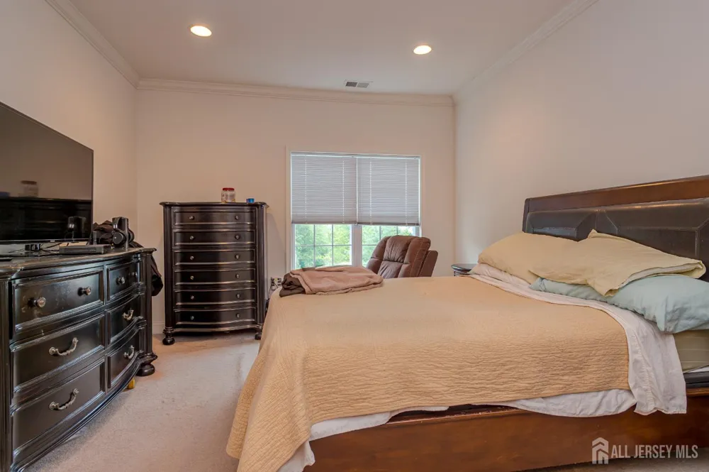 7321 Falston Circle Old Bridge, NJ 08857
