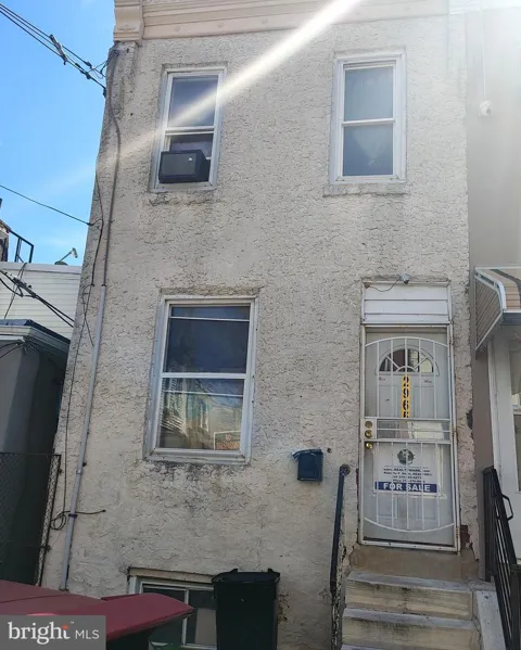 2965 ELLA STREET