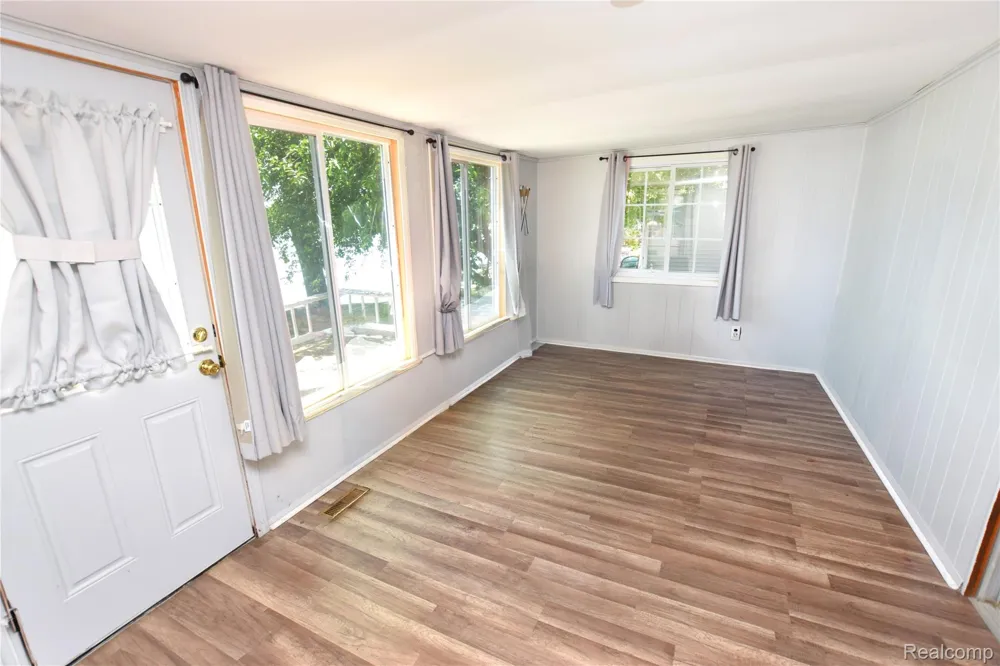 4181 Minnetonka Drive Fenton Charter Township, MI 48451