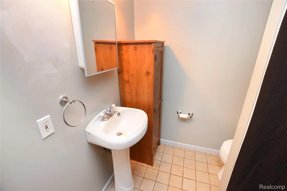 4181 Minnetonka Drive Fenton Charter Township, MI 48451
