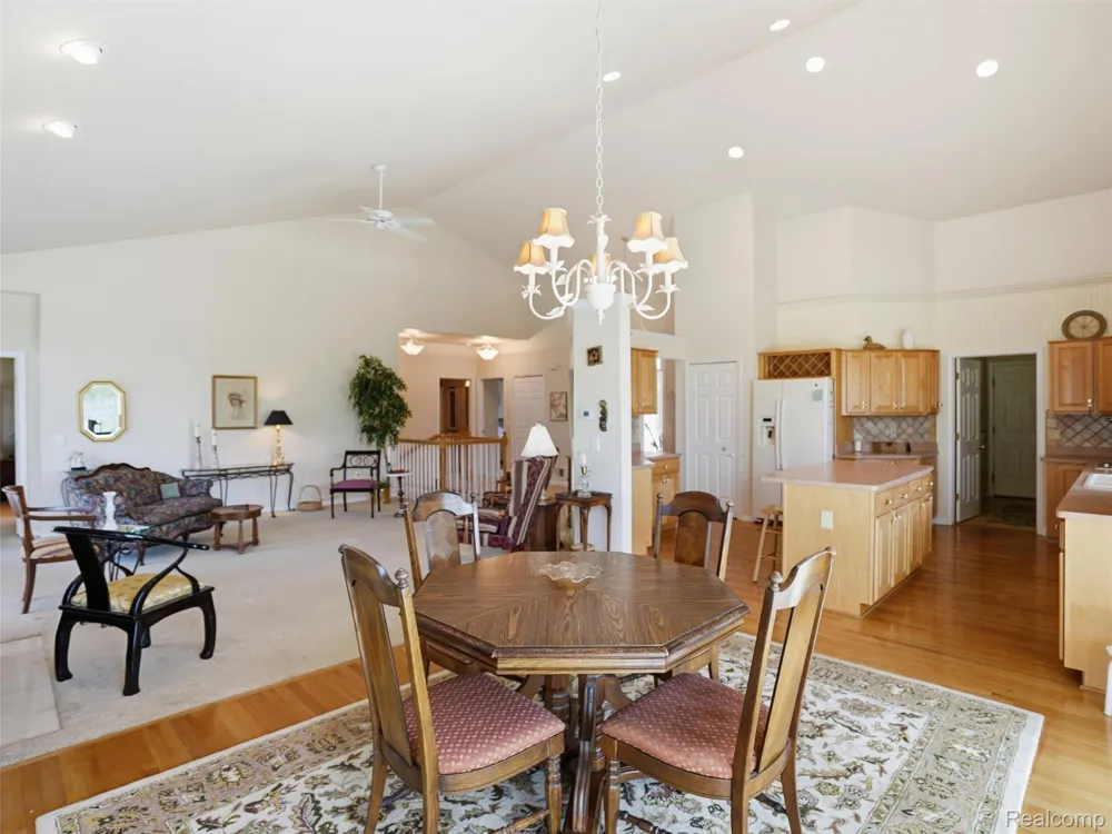 59759 Glacier Ridge Washington Township, MI 48094