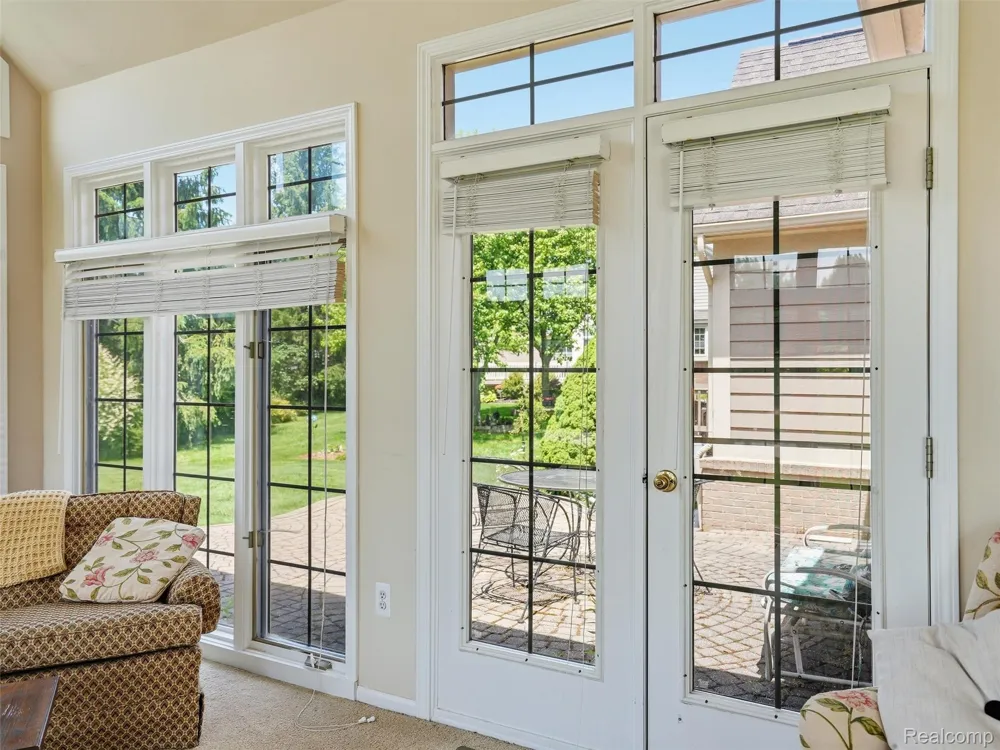 59759 Glacier Ridge Washington Township, MI 48094