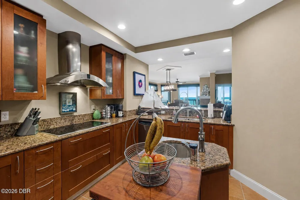 3703 S Atlantic Avenue #1004 Daytona Beach Shores, FL 32118