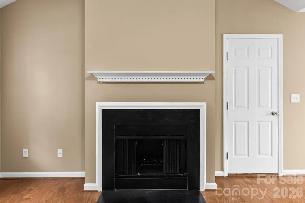 384 Cedarcroft Drive Mooresville, NC 28115