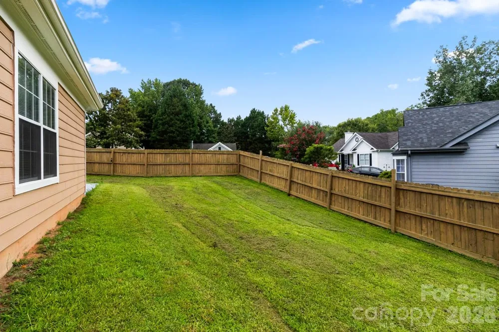 384 Cedarcroft Drive Mooresville, NC 28115