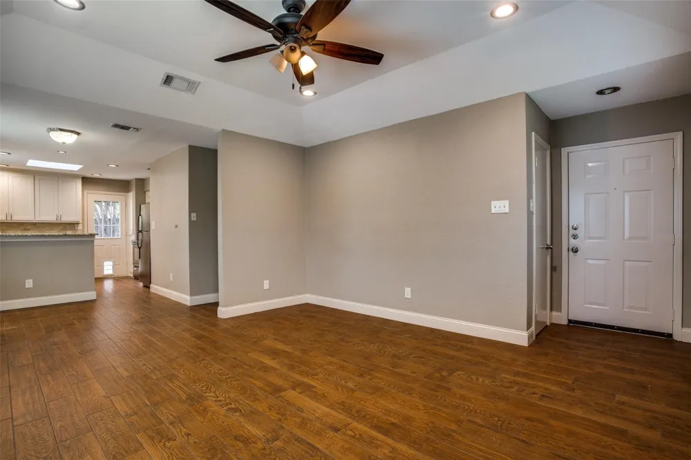 2917 Penny Lane Euless, TX 76039