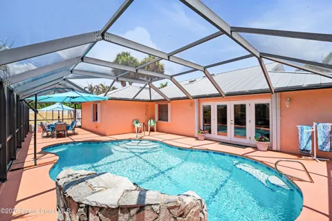 209 Chalet Avenue