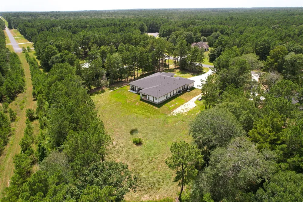 27900 E Stallion Lane Waller, TX 77484