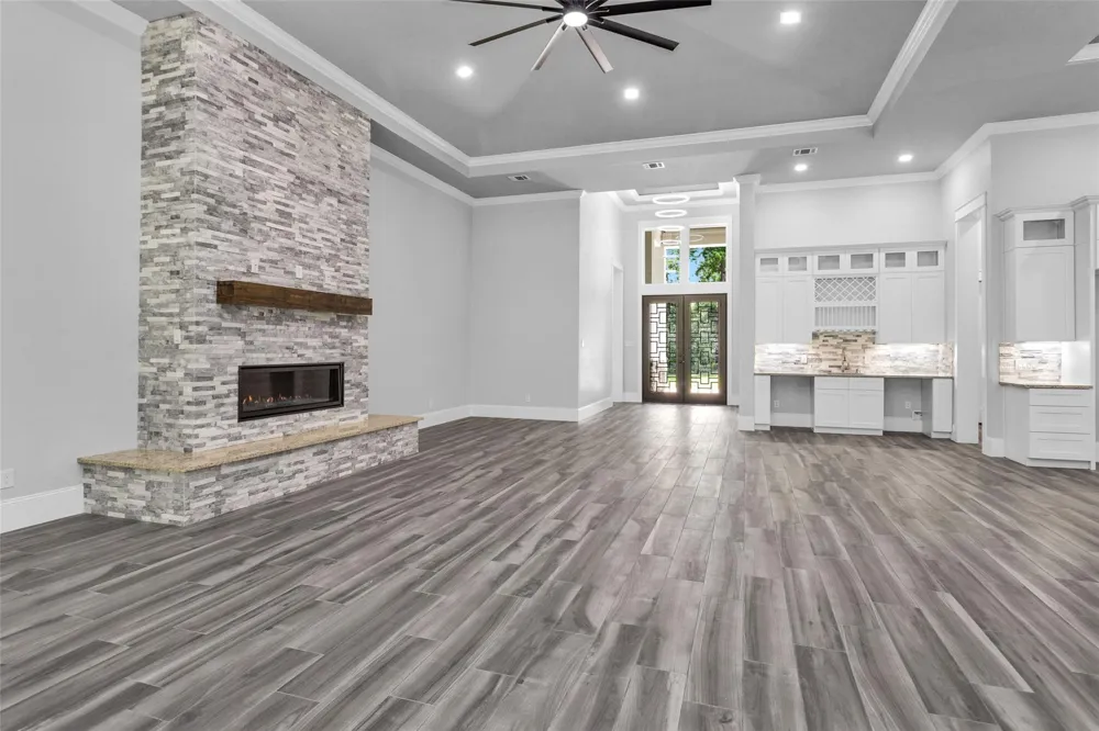 27900 E Stallion Lane Waller, TX 77484