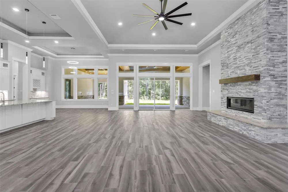 27900 E Stallion Lane Waller, TX 77484