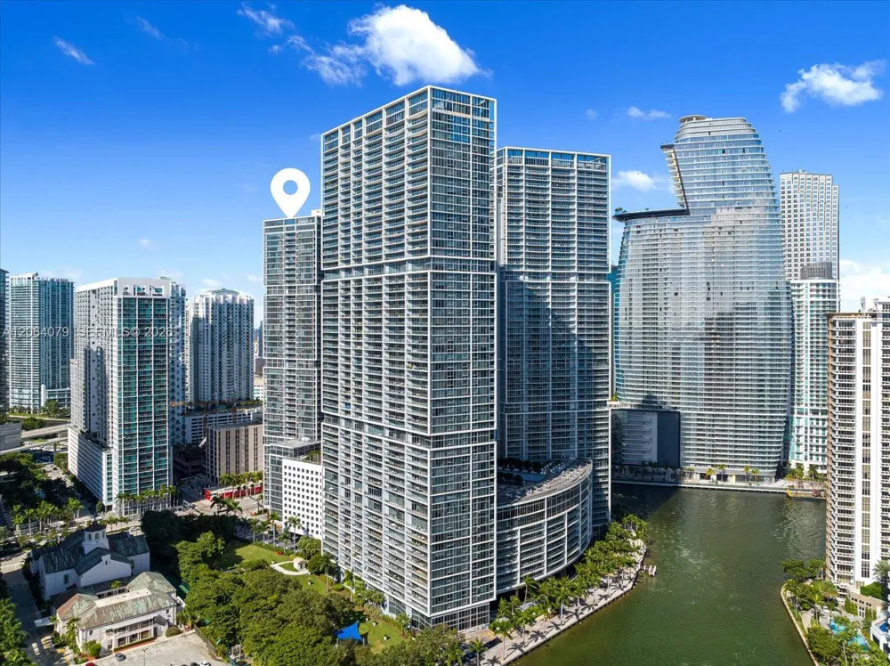 485 Brickell Ave #2103 Miami, FL 33131