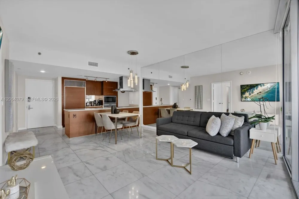 485 Brickell Ave #2103 Miami, FL 33131
