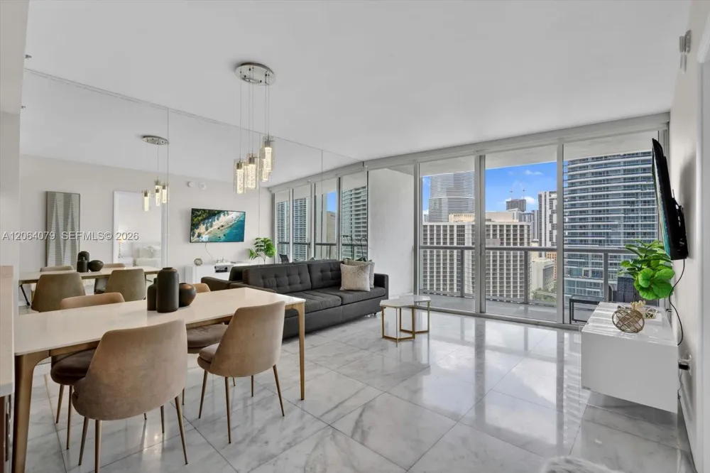 485 Brickell Ave #2103 Miami, FL 33131