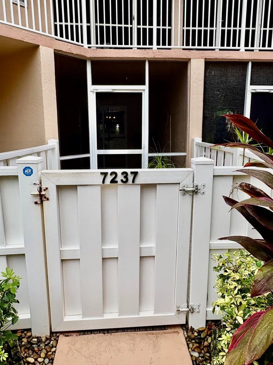 7237 S DEVON DRIVE #110 Tamarac, FL 33321