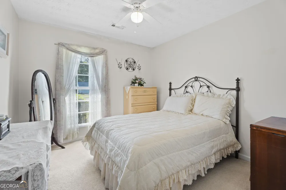 398 Clydes WAY Jackson, GA 30233